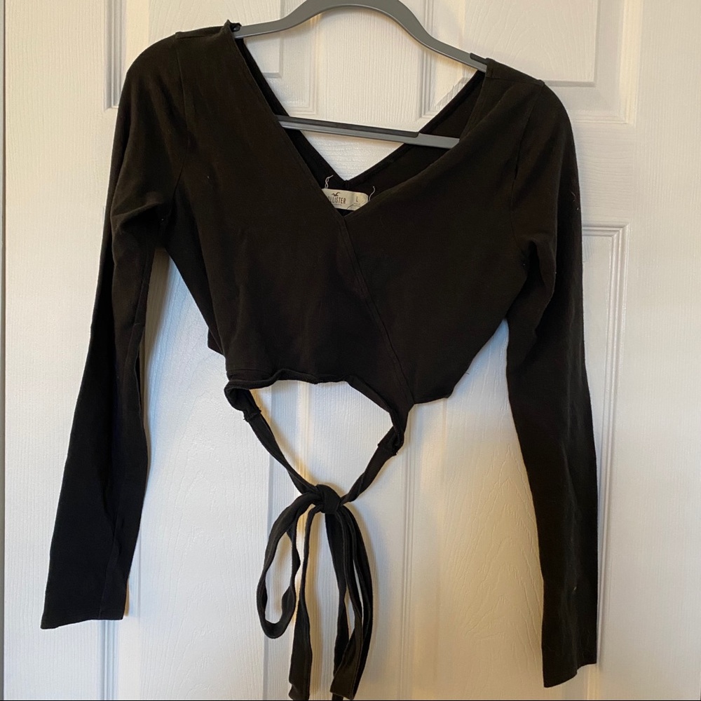 black crop top